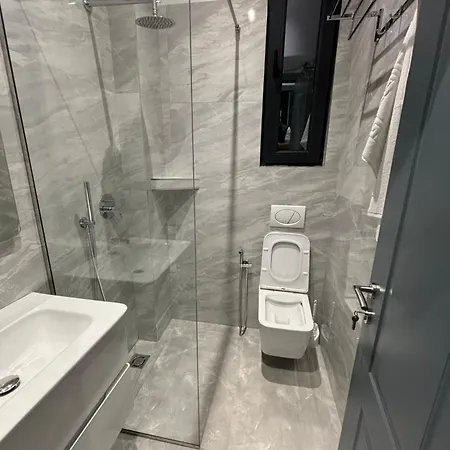 Cozy Collective - Heart Of 公寓式酒店 地拉那