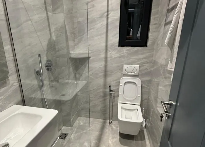 Cozy Collective - Heart Of Aparthotel Tirana